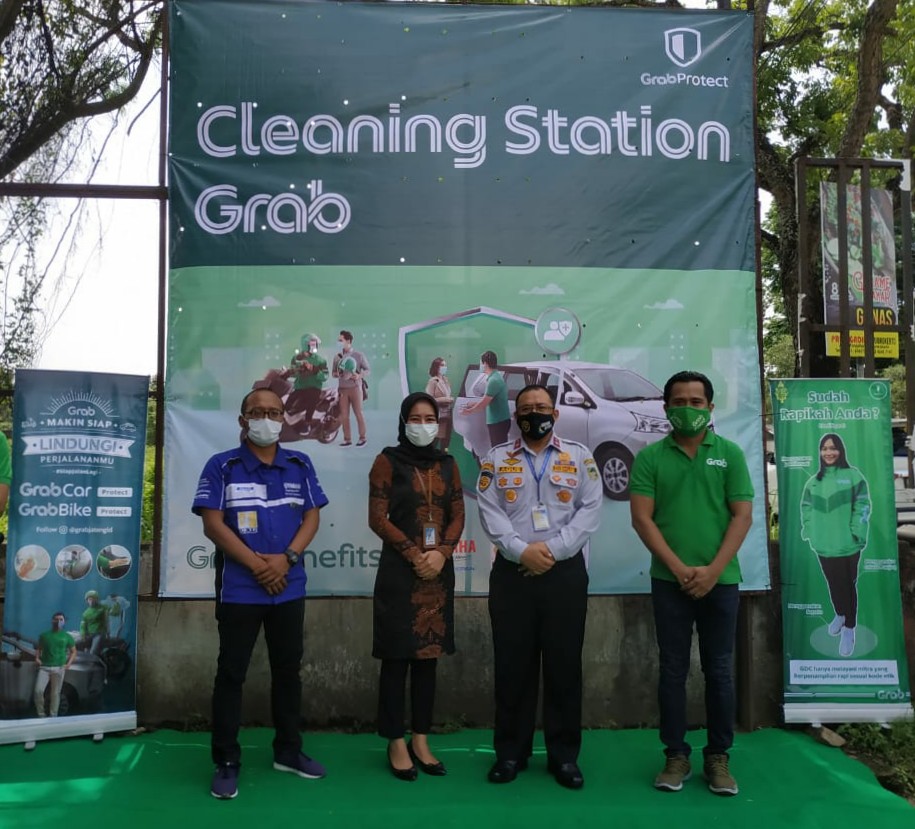Dukung Protokol Kesehatan, Grab Bareng Dinhub Luncurkan Cleaning Station Bagi Mitra Pengemudi di Purwokerto