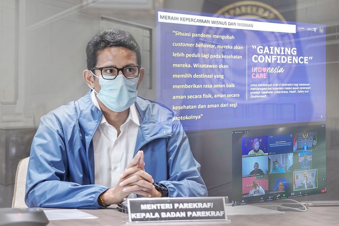 Sandiaga Uno Tantang Pemda Bikin 'Jaket Biru'