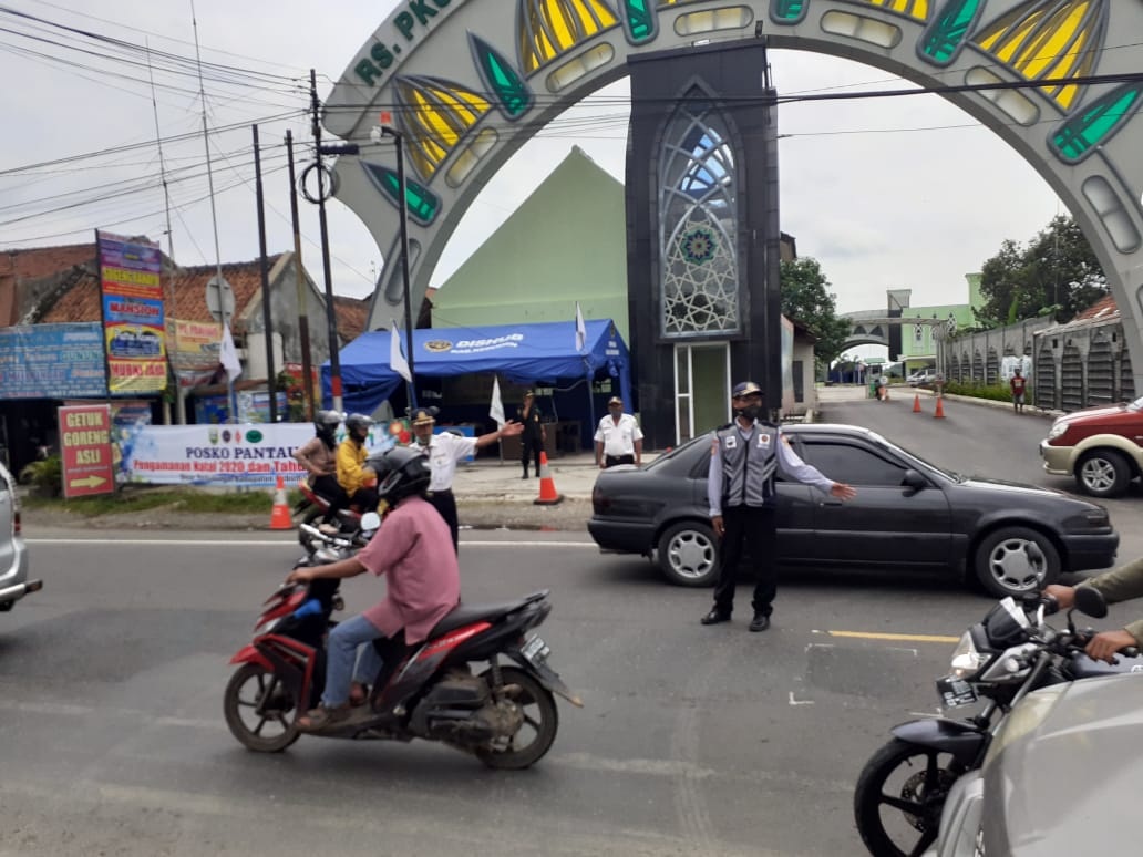 Libur Nataru, Ribuan Kendaraan Masuk Kebumen