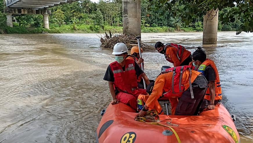 Tiga Hari Hanyut, Pelajar SMK Ditemukan Meninggal Dunia