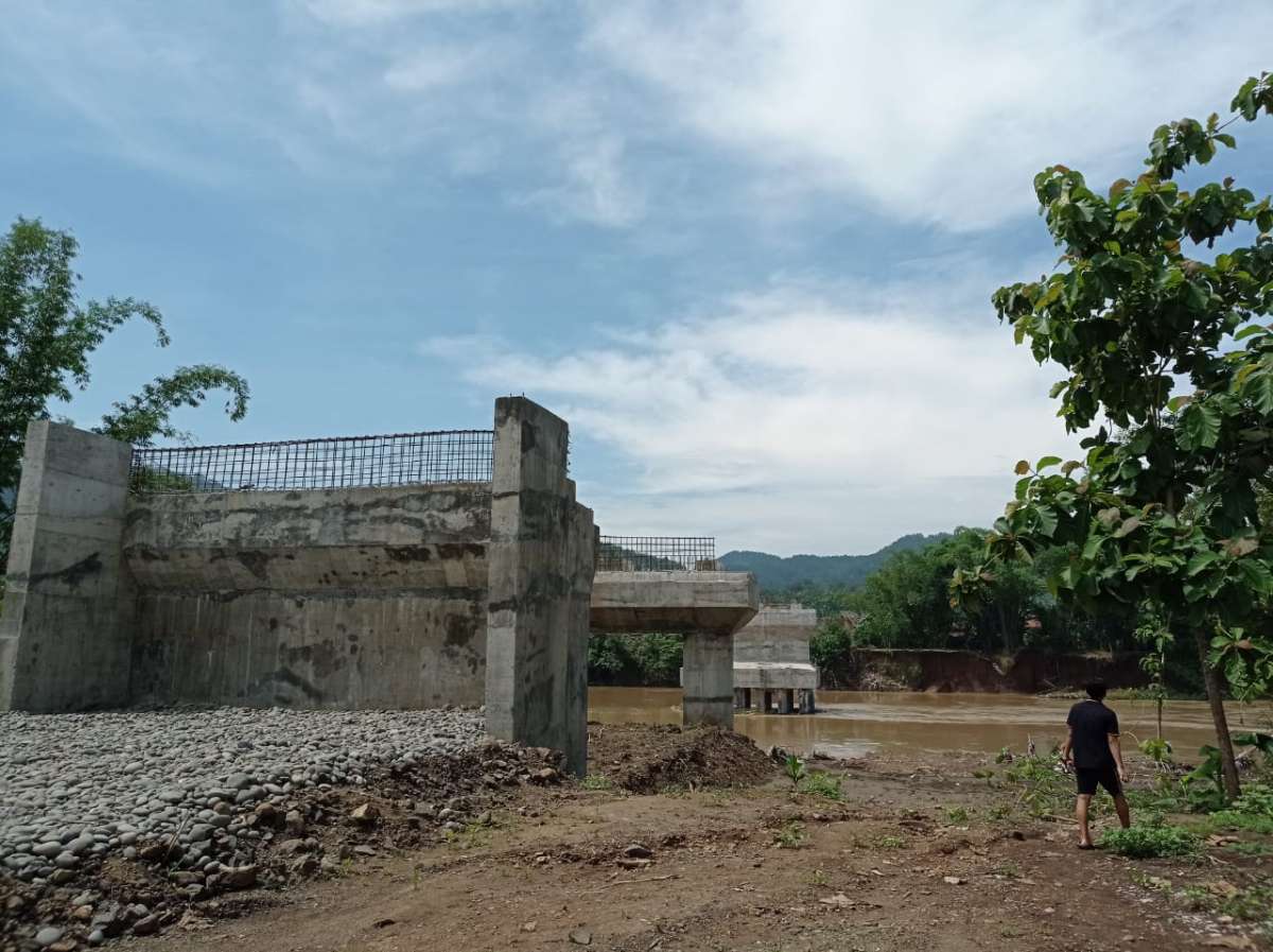 DED Akses Jalan Direview, Pembangunan Jembatan Pegalongan - Mandirancan Tahap I Selesai 100 Persen
