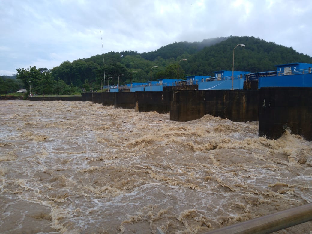 Pagi Ini Status Bendung Gerak Serayu di Level Awas, Warga di Hilir Diminta Waspada