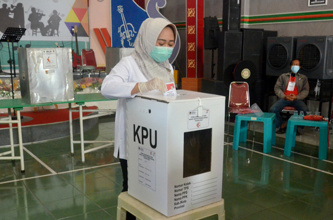 Tiwi-Dono Klaim Unggul di 16 Kecamatan di Purbalingga, KPU Purbalingga: Tunggu Hasil Resmi KPU