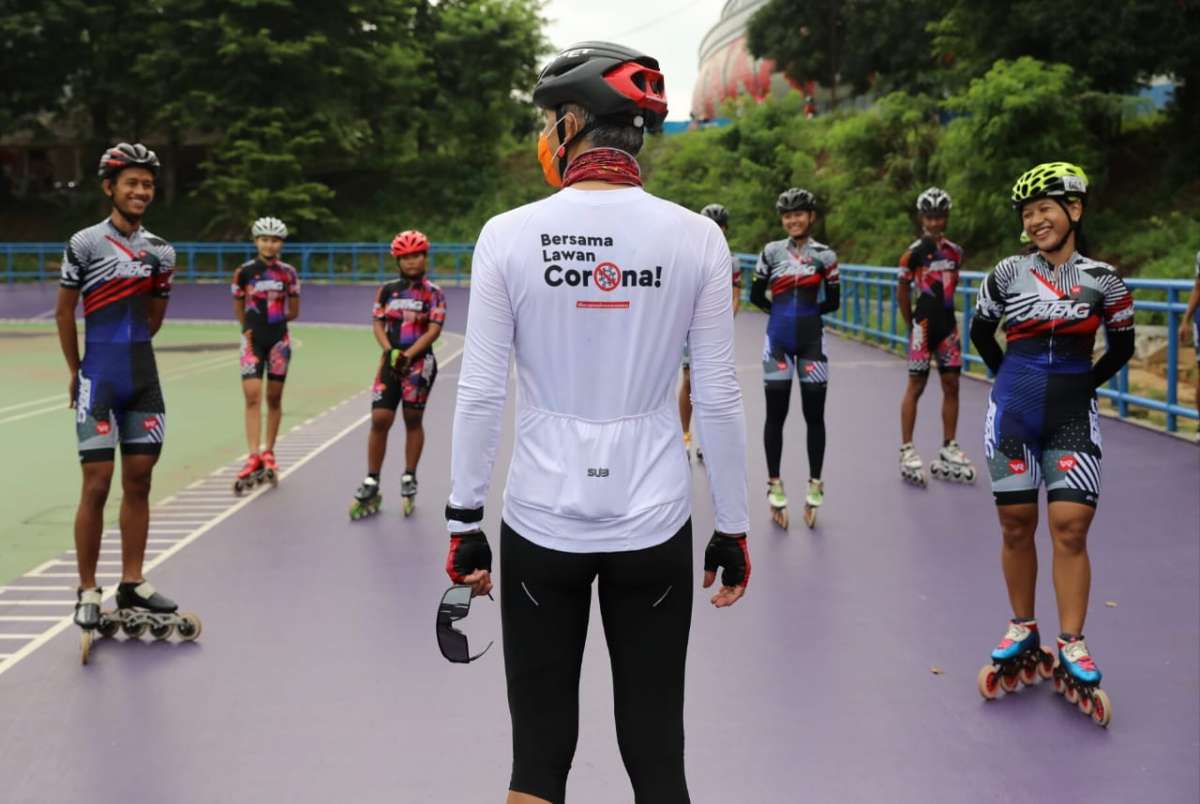 Beri Kejutan, Ganjar Ajak Atlet Basket dan Sepatu Roda Jajal Venue Baru Jatidiri