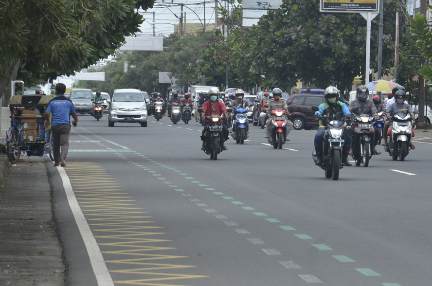 Faktanya Jalanan Banyumas Tetap Ramai di PPKM Hari Pertama