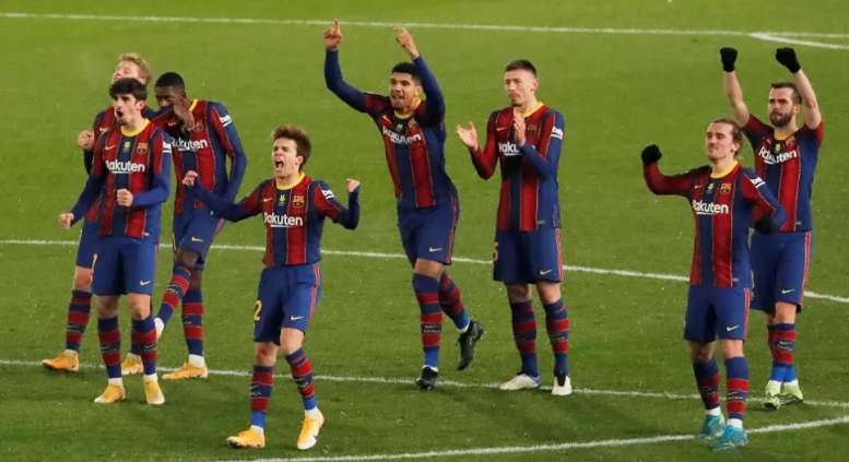 Koeman Menanti Trofi Perdana Setelah Drama Adu Penalti