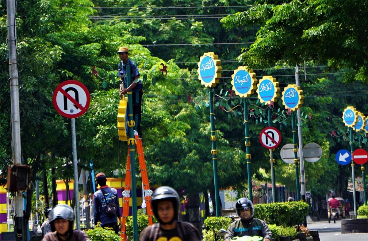 Lampu Perkotaan Kebumen Akan Diganti Solar Cell