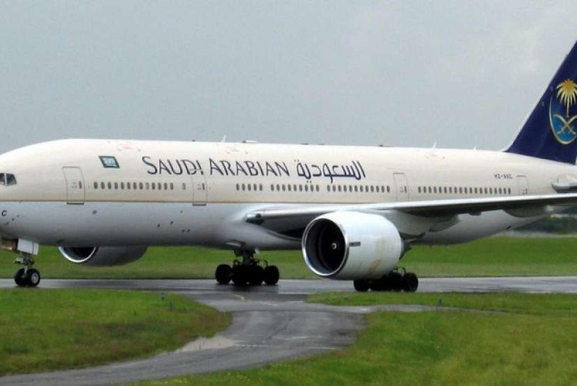 Saudi Buka Kembali Penerbangan