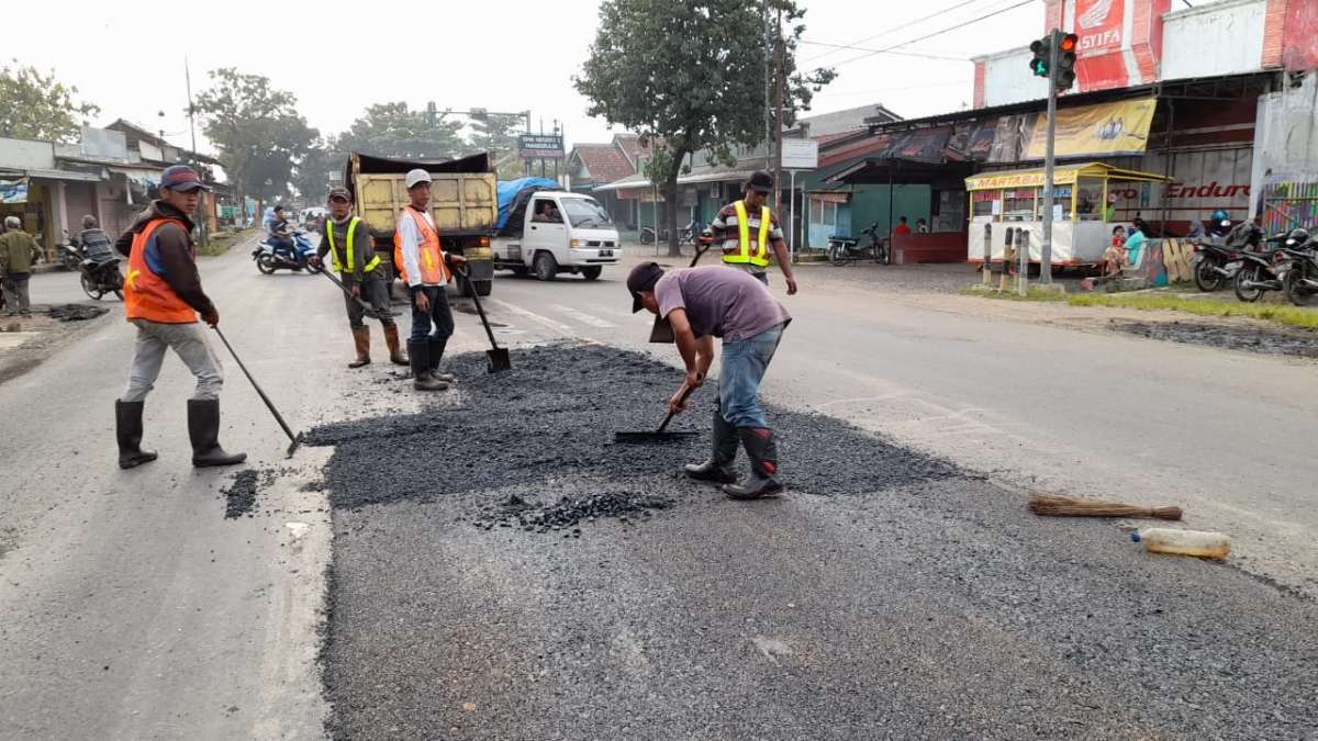 Jika Dihibahkan ke Kabupaten Banjarnegara, Bupati: Jalan Nasional dan Provinsi Beres