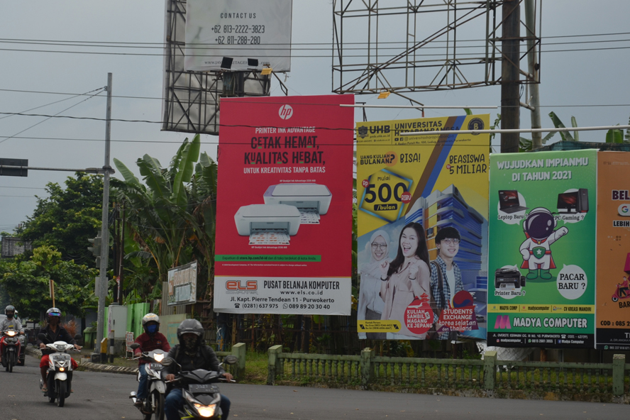 Rangka Papan Reklame Banyak yang Usang, Sisanya Berlubang, DPMPTSP: 50 Persen Papan Reklame Mendesak Perawatan