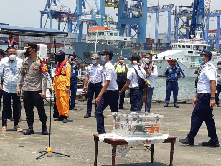 Black Box Sriwijaya Air SJ182 Akhirnya Ditemukan, Oleh Kapal Penghisap Lumpur