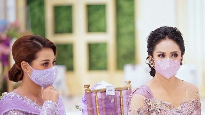 Jelang Nikah, Krisdayanti Semangati Aurel