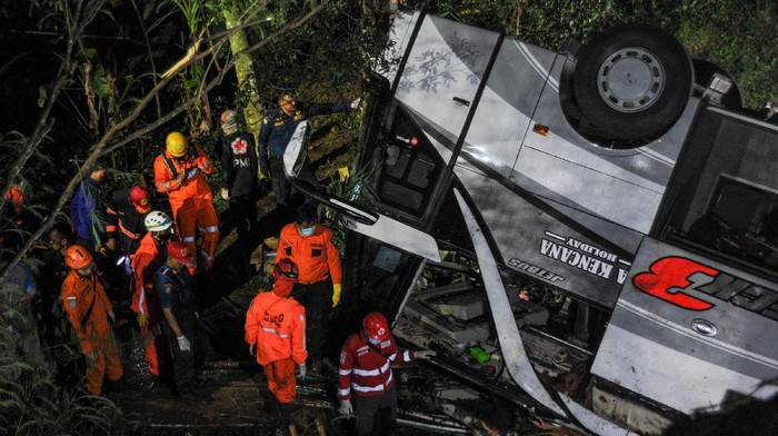 Kecelakaan Bus di Sumedang Belum Ada Tersangka, Santunan Telah Diserahkan