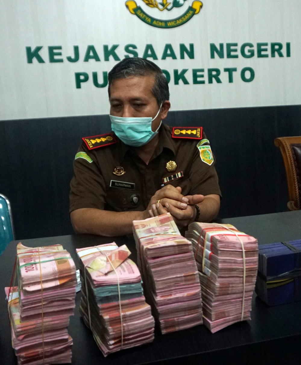 Pidsus Kejari Purwokerto Lembur, Periksa 50 Saksi, Ungkap Dugaan Korupsi Program Jaringan Pengaman Bantuan Sos