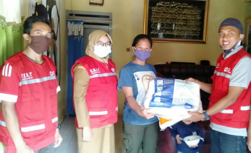 11 Warga Sokaraja Diserang DBD, Sampai Bagikan Kelambu ke Warga