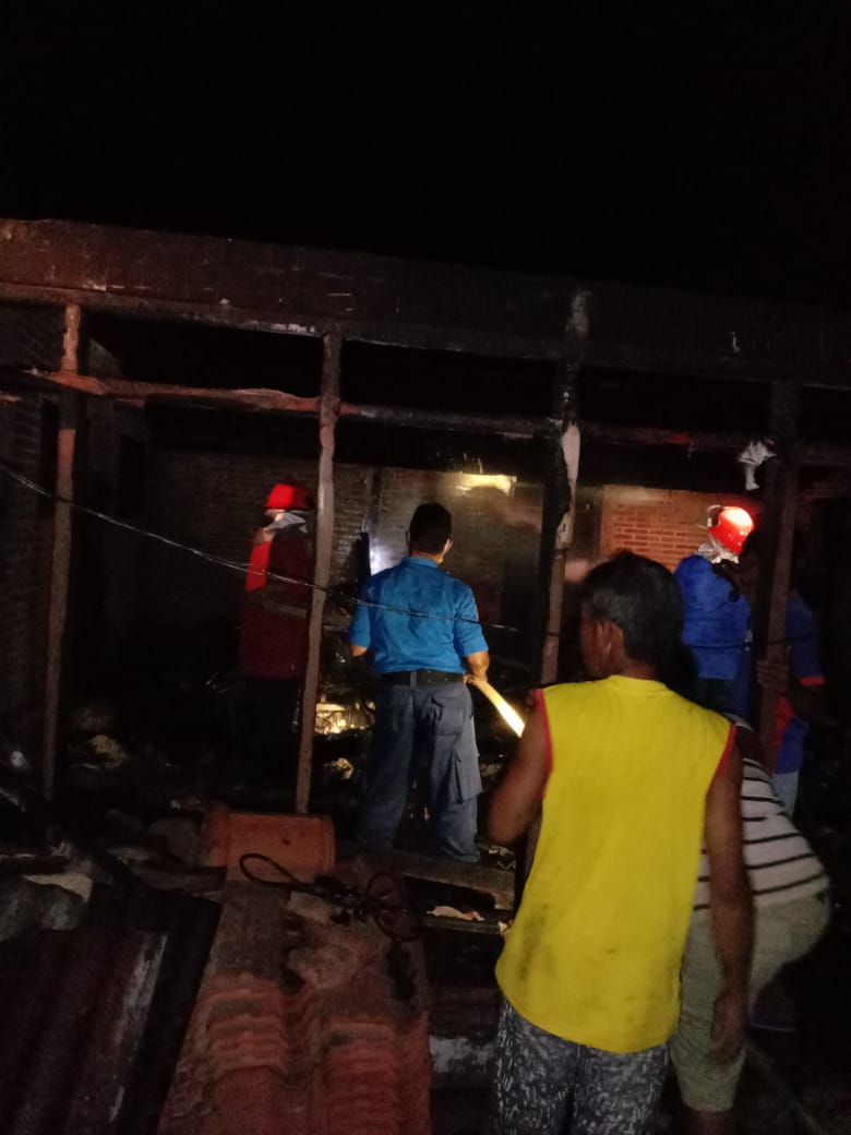 Ditinggal Salat Tarawih, Rumah Ludes Terbakar di Cindaga Kebasen