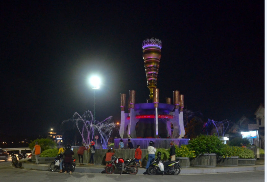 Banyak yang Berburu Foto di Gada Rujak Polo, Masih Tahap Ujicoba, Amati Lalin dan Kerumunan