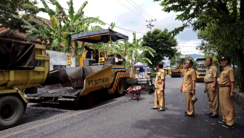 Jalan Kota Diaspal Ulang, Bupati Banjarnegara: Agar yang Mudik Nikmati Jalan Bagus Saat Idul Fitri