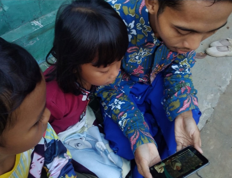Pantau Jumlah Like di Youtube Radar Banyumas Tiap Hari, Usaha Guru Mendongkrak Perolehan Poin Banyumas Mengaji