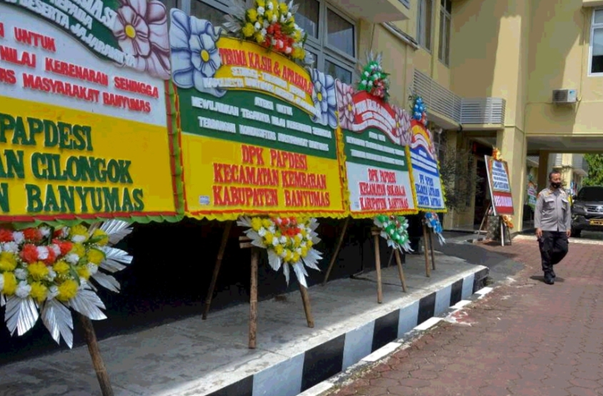 Usut Tuntas Kasus Pemerasan Kades di Banyumas, Puluhan Perangkat Desa Datangi Polresta