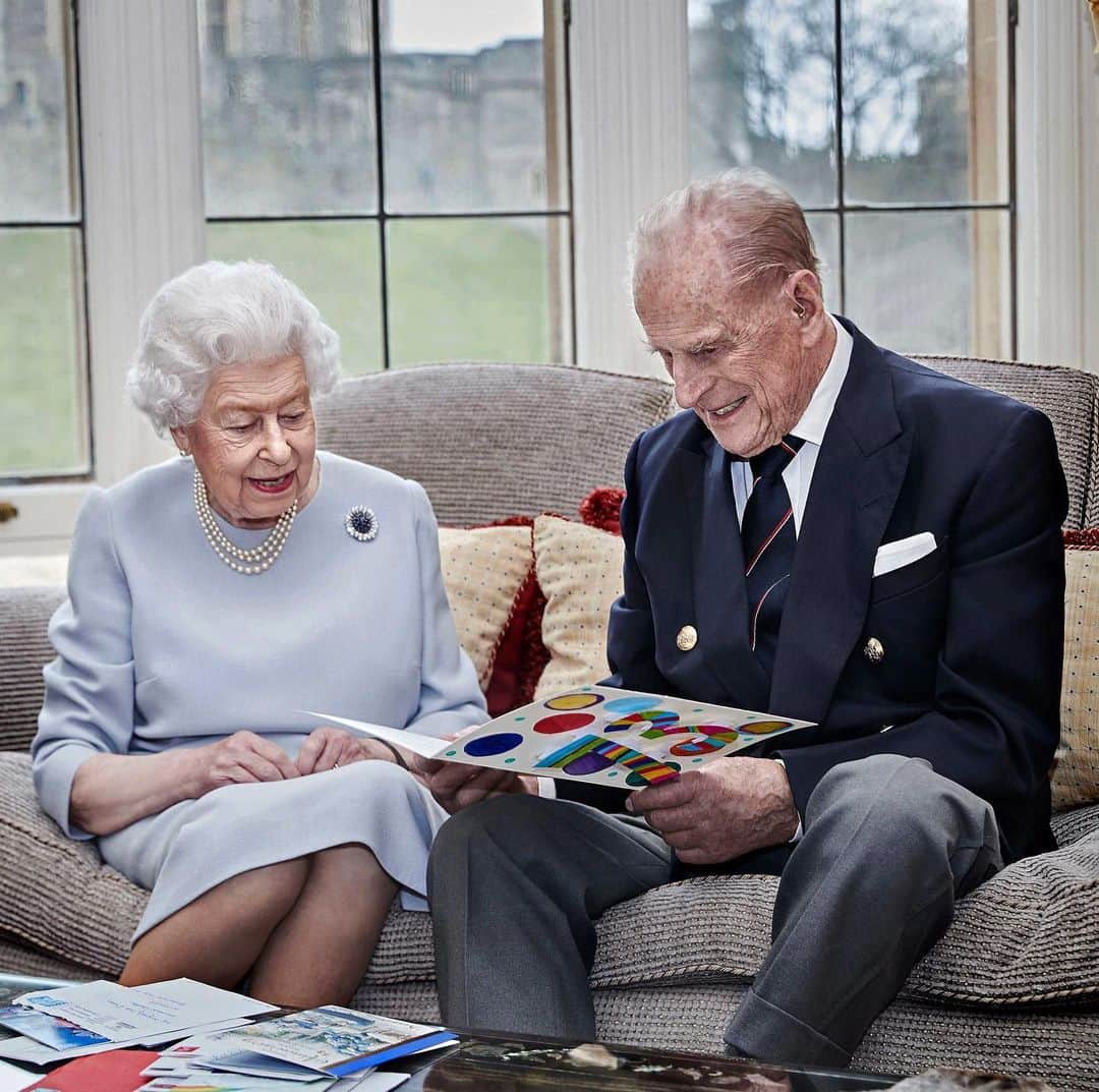 Pangeran Philip, Suami Ratu Inggris Elizabeth II Meninggal Dunia, 74 Tahun Mendampingi