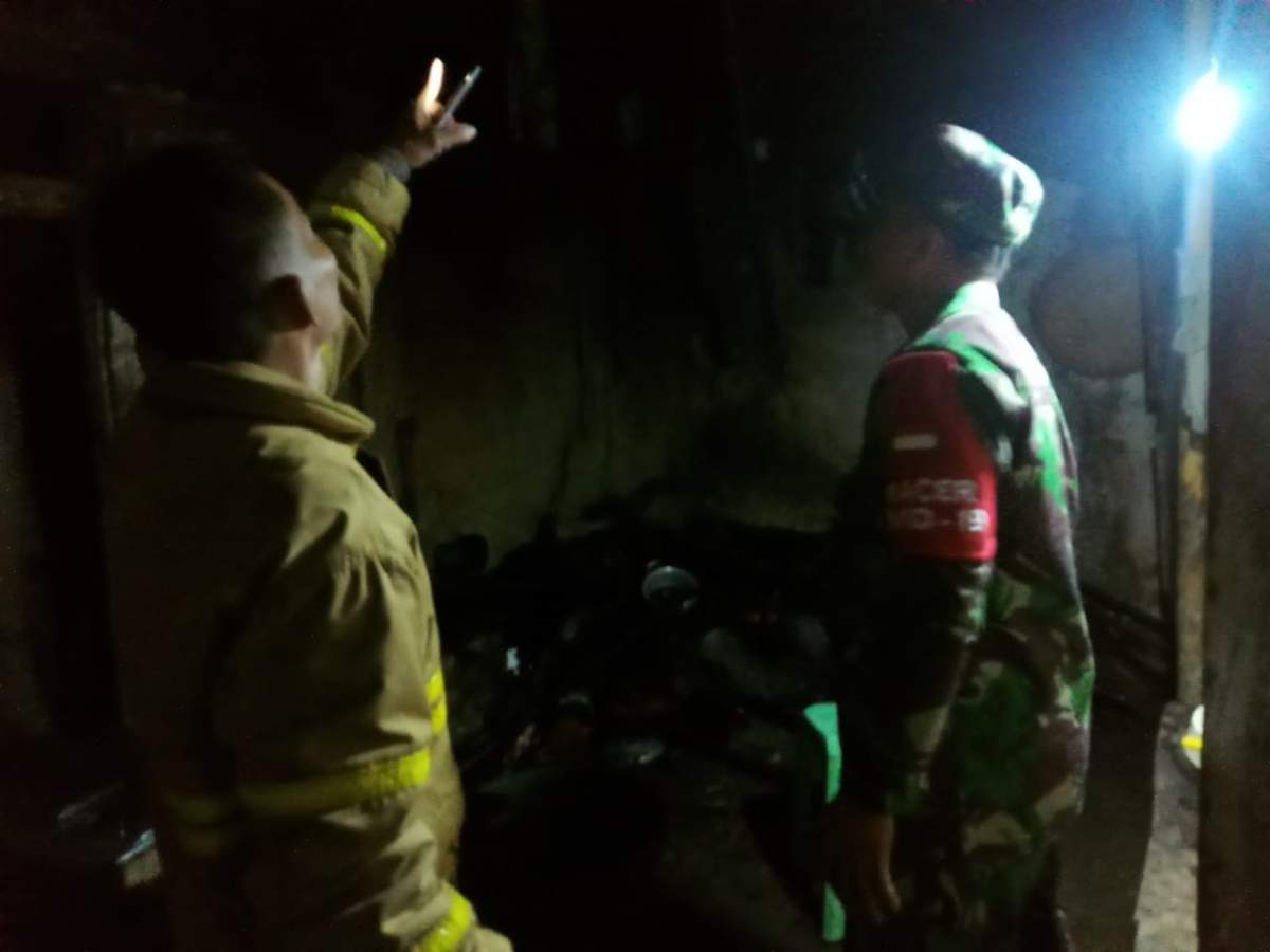 Dapur Rumah Ludes Terbakar di Karangjati Kemranjen, Disebabkan Bara Tungku Masih Menyala
