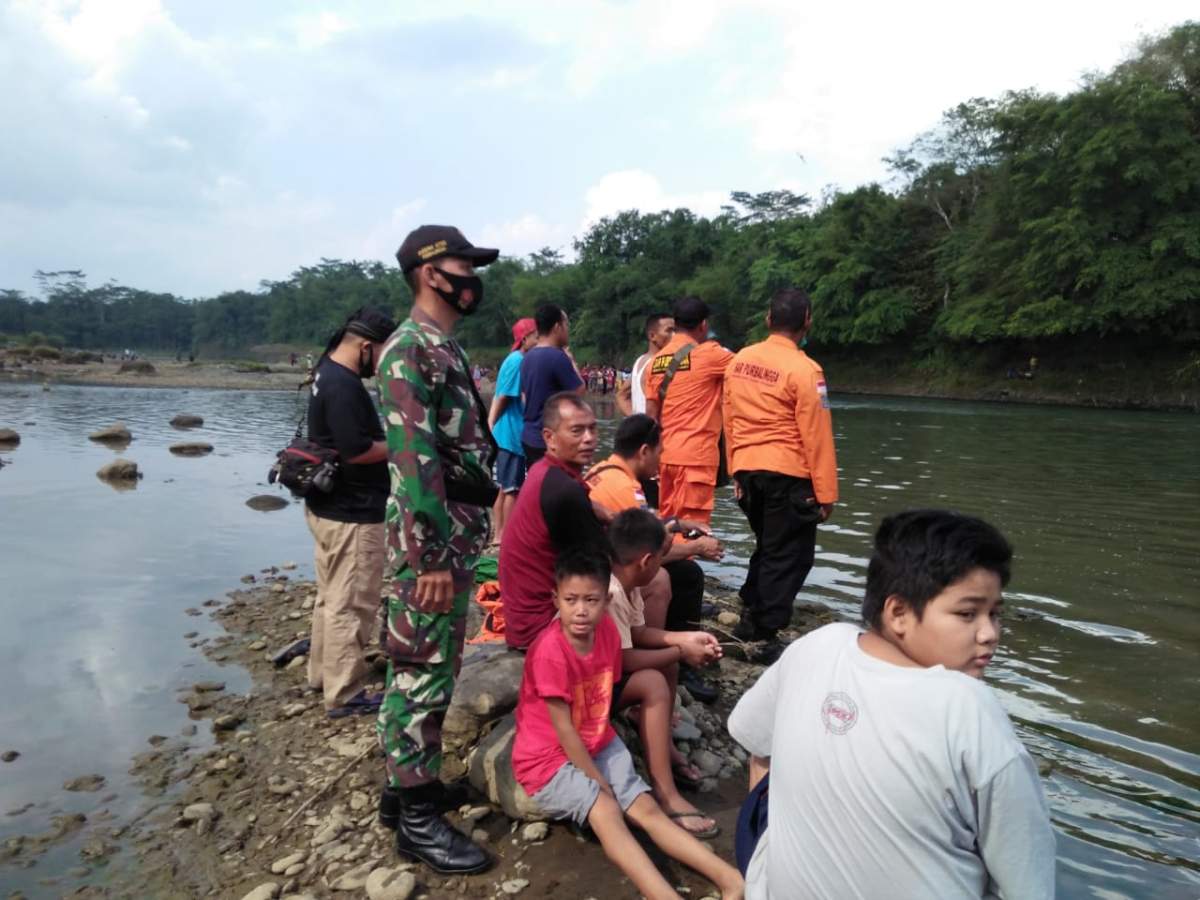 Mancing, Lalu Mandi, Bocah Warga Desa Galuh Purbalingga Hanyut di Sungai Klawing