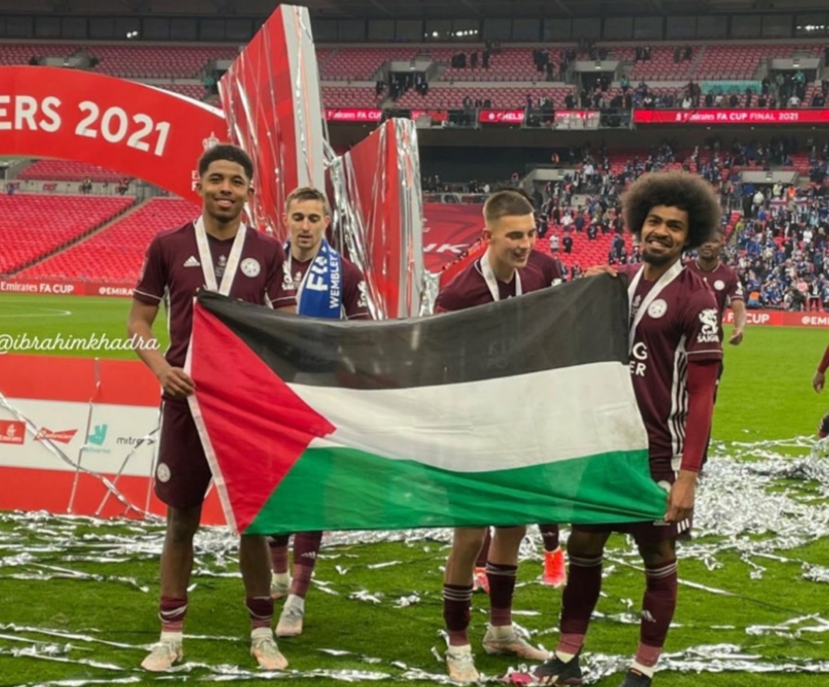 Pemain Leicester City Kibarkan Bendera Palestina
