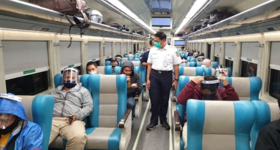 Ingin Naik Kereta Api, Ini Syarat Perjalanan KA Jarak Jauh Bukan untuk Mudik atau Balik Lebaran