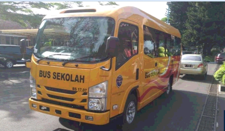 Bus Sekolah Dialihfungsikan Sementara Untuk Antar Jemput ke Tempat Karantina