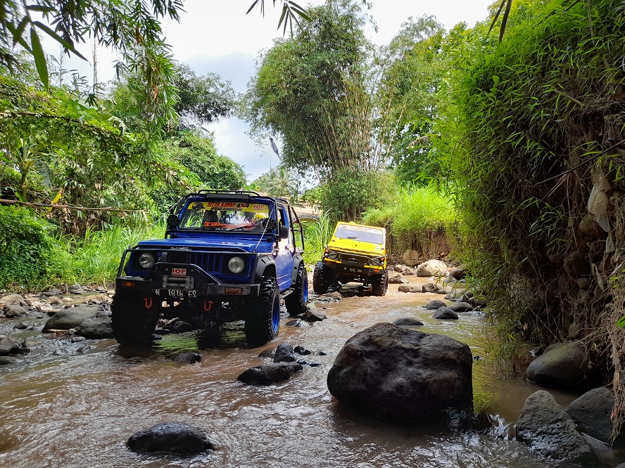 Jeep Adventure Jadi Andalan Serulingmas