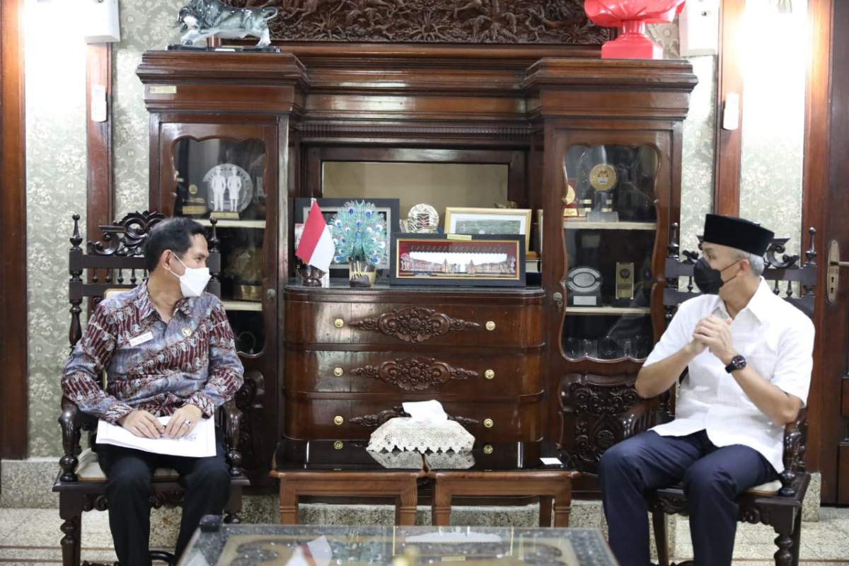 Ganjar Dukung Ombudsman Lakukan OTT Pelayanan Publik di Jateng