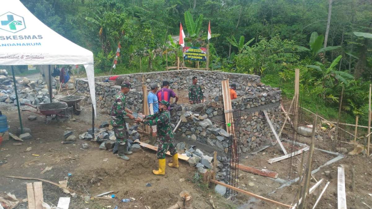 16 Tahun Warga Tunggu Posramil Pandanarum