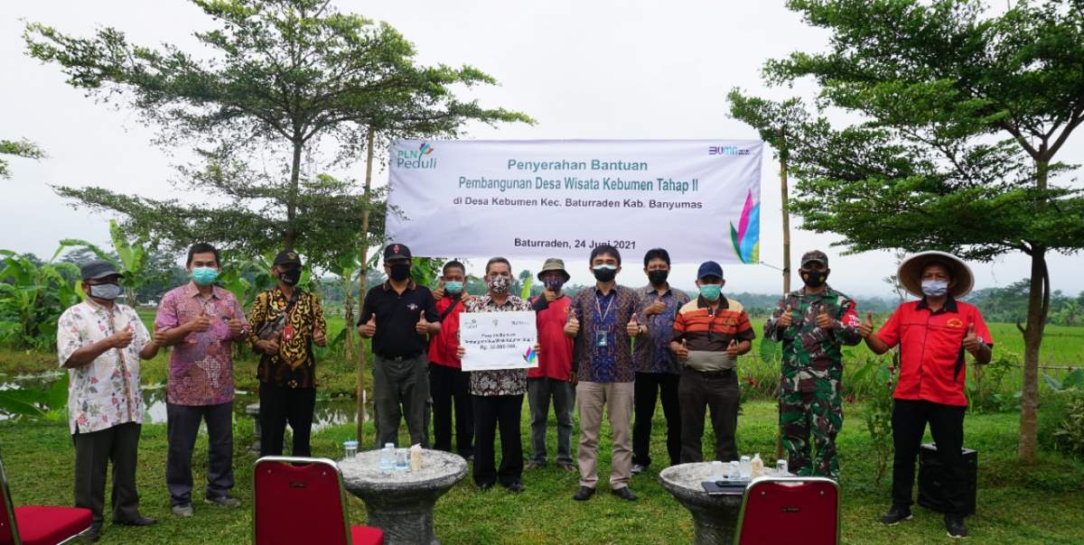 Salurkan Bantuan PLN Peduli, PLN Dorong Pengembangan Desa Wisata Kebumen