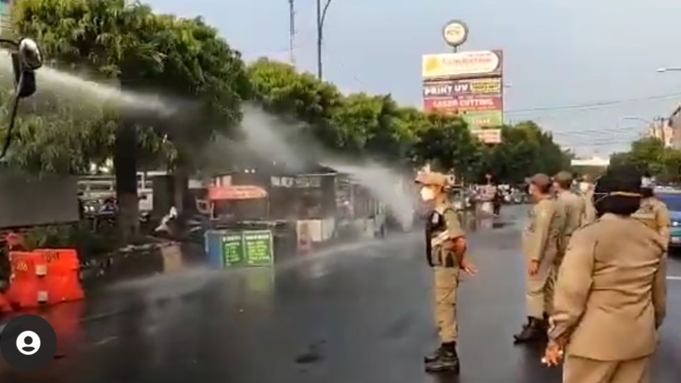Viral Video Semprot PKL Alun-Alun Purwokerto, Bupati Husein Sebut Tindakan Preventif, Malah Tantang Satpol Ter