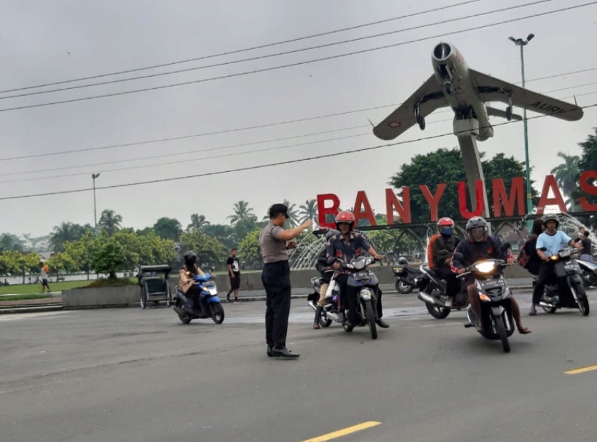Alun-Alun Banyumas Ditutup, Dilarang untuk Kegiatan Sosial Masyarakat