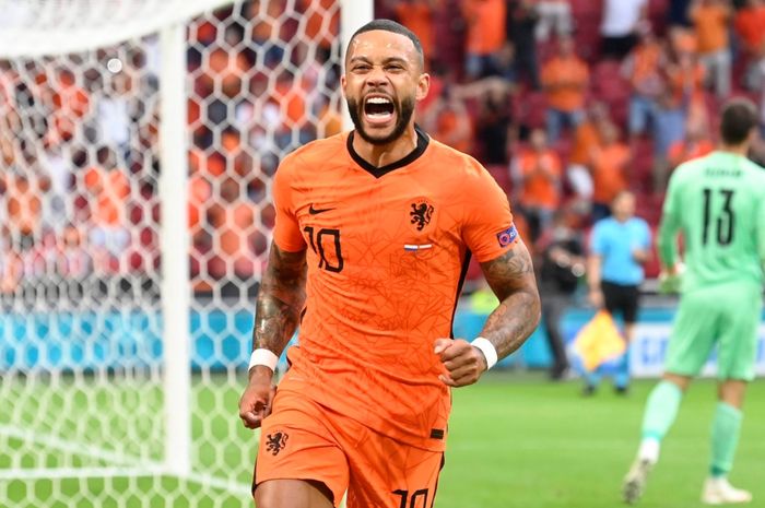 Memphis Depay Miliki Dendam Kepada Ayahnya