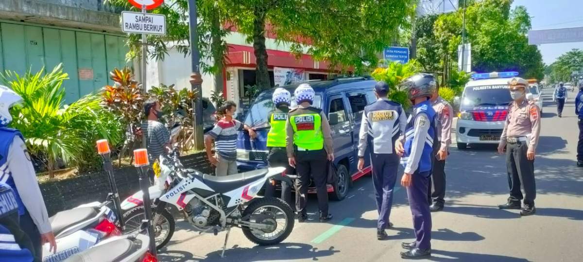 Masih Bandel Saja, 11 Kendaraan Terjaring Penertiban Parkir di Kota Purwokerto