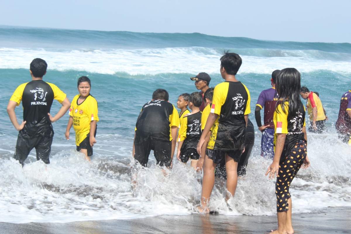 Nippers Balawisata Kebumen Kenalkan Wisata Aman di Pantai