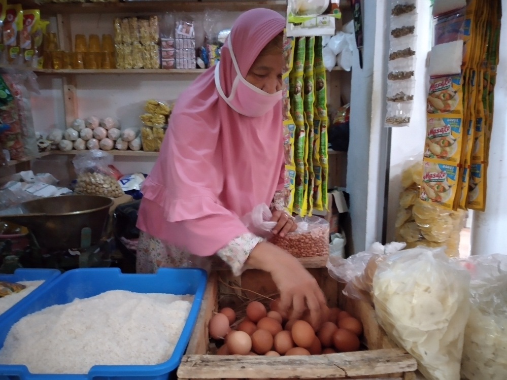 PPN Sembako, Pedagang Pasar Manis Sebut Berlebihan, Mengaku Keberatan