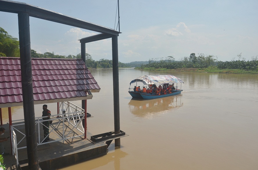 Angkutan Serayu Banyumas Mulai Melaju, Perahu Wisata Mulai Susuri Tepian Sungai