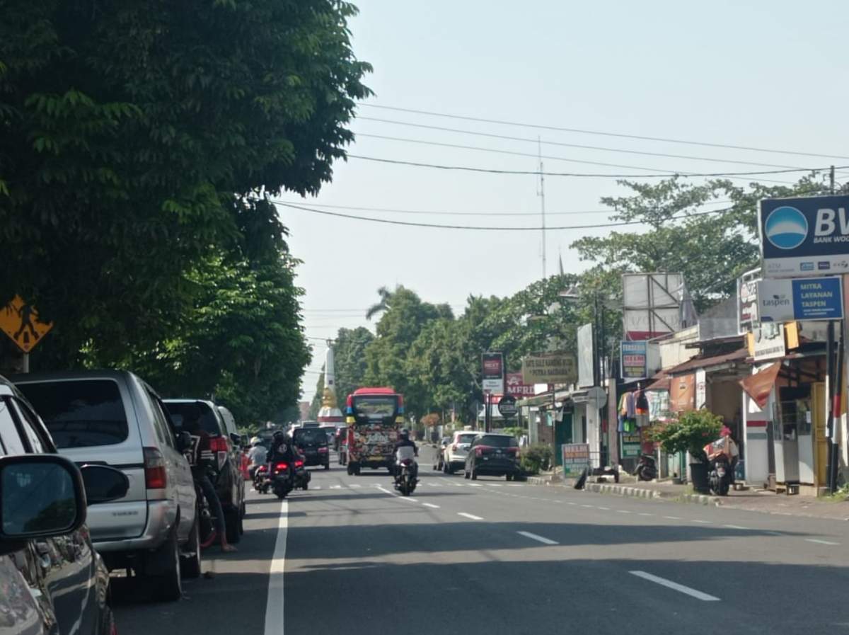 Fokus PPKM, Pelanggar Parkir Marak dan Hiasi Jalur SSA Kota Purwokerto