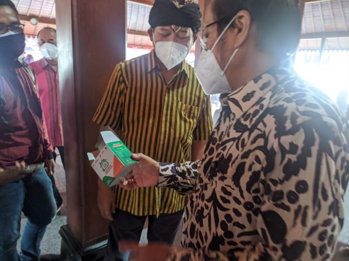 Husein: Pemkab Banyumas Dapat Bantuan Obat Isoman dari Presiden