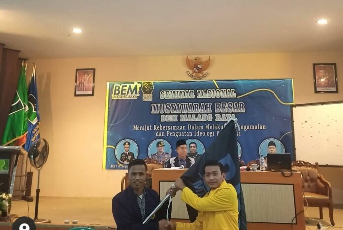 BEM Malang Bilang Istana Pembual