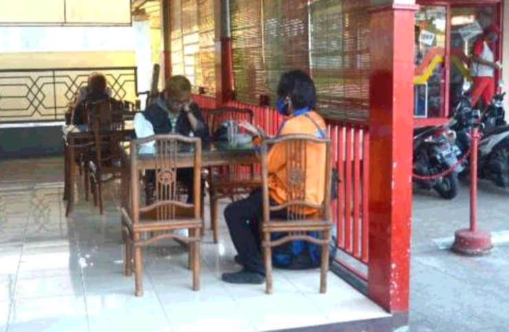 80 Persen Rumah Makan Tak Patuh PPKM Darurat di Kota Purwokerto, yang di Desa Juga Dipantau