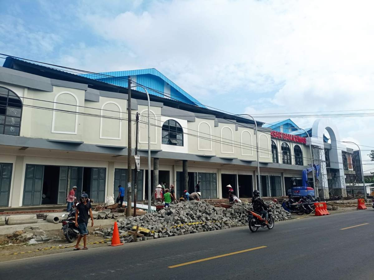 Diberi Perpanjangan Waktu Hingga Hari Senin Besok, Progres Rehabilitasi Pasar Banyumas Berjalan 95 Persen