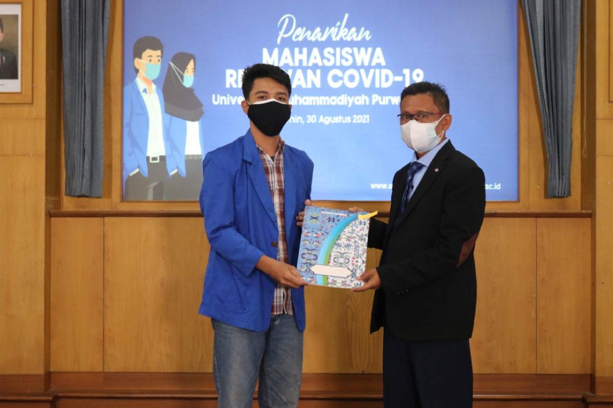KKN Relawan Covid Mendapat Penghargaan Bupati