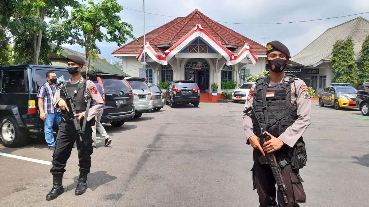 KPK Geledah Kantor DPUPR Banjarnegara dan PT Bumi Rejo