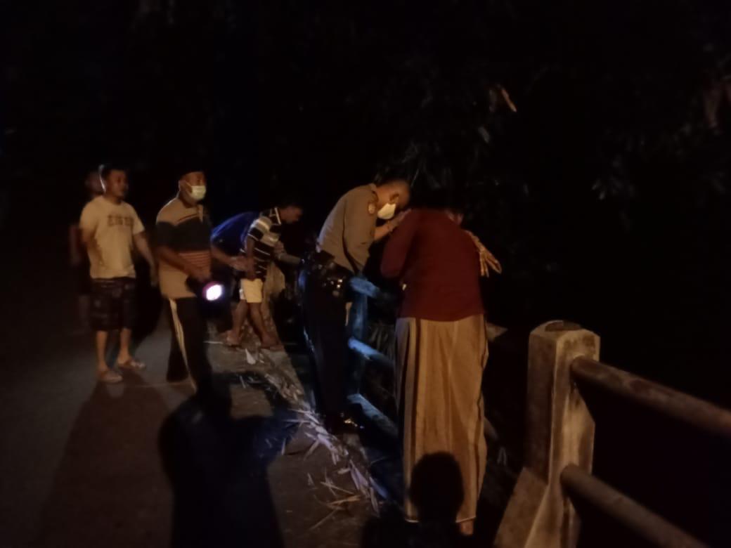 Pria Asal Keniten Kedungbanteng Nekat Terjun Ke Sungai Dari Jembatan