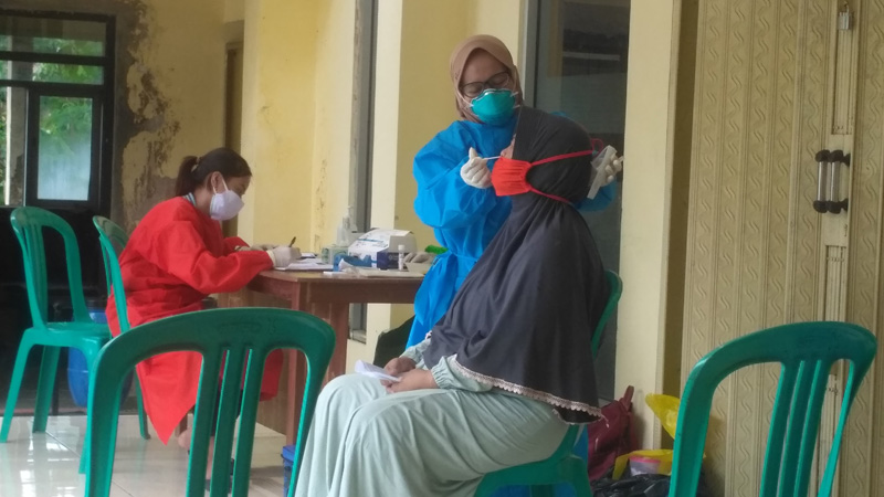 Positif Antigen Tetap Wajib Isolasi, Tak Perlu Swab PCR Kecuali Miliki Gejala